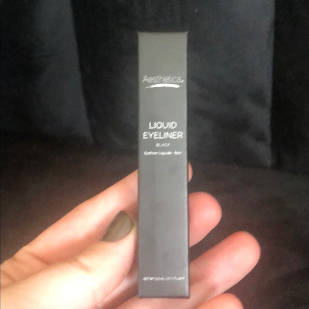 ❗️5/$15 BRAND NEW AESTHETICA LIQUID EYELINER